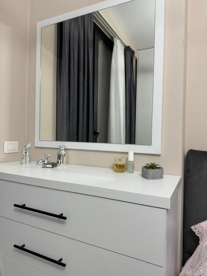 Sc Tirana Centre Apartment ภายนอก รูปภาพ