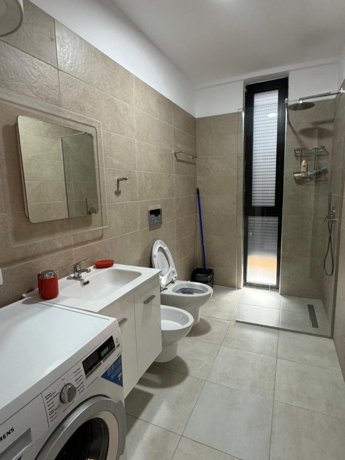 Sc Tirana Centre Apartment ภายนอก รูปภาพ