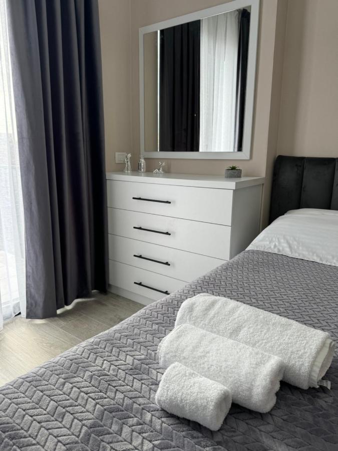 Sc Tirana Centre Apartment ภายนอก รูปภาพ